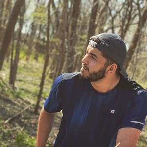 Meet your Posher, Luis